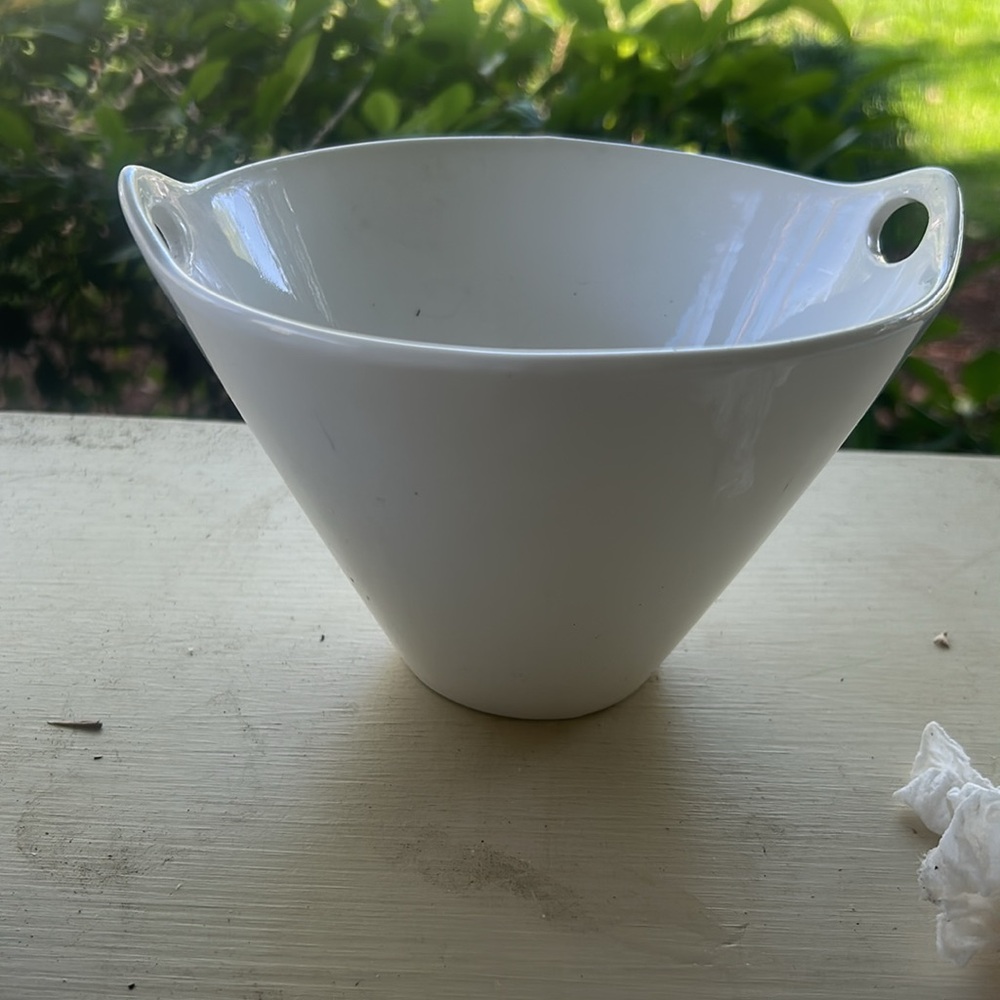 Williams Sonoma DOWAN 2pack Bowls, White Ceramic, Soup/salad/cereal